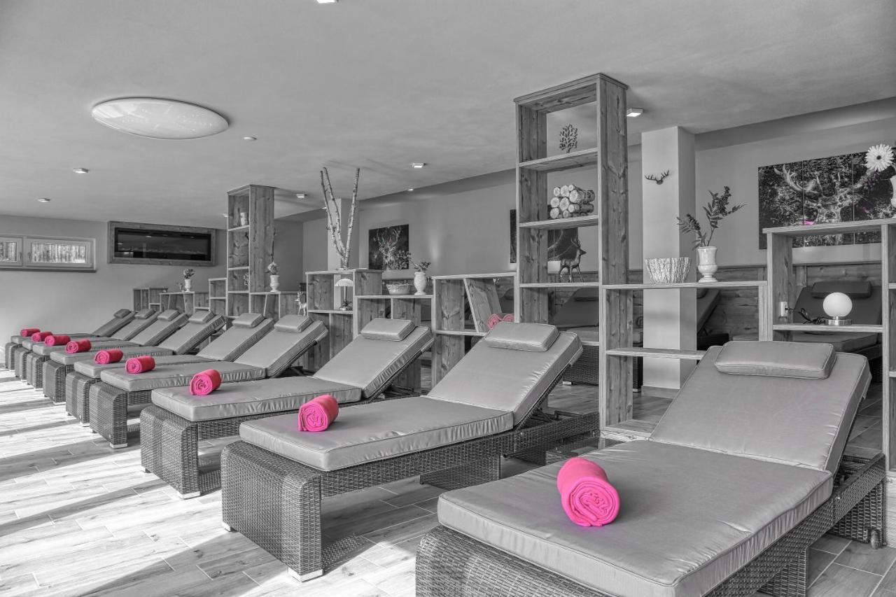 Wellnesshotel Deine Auszeit, Adults Only Achslach Buitenkant foto