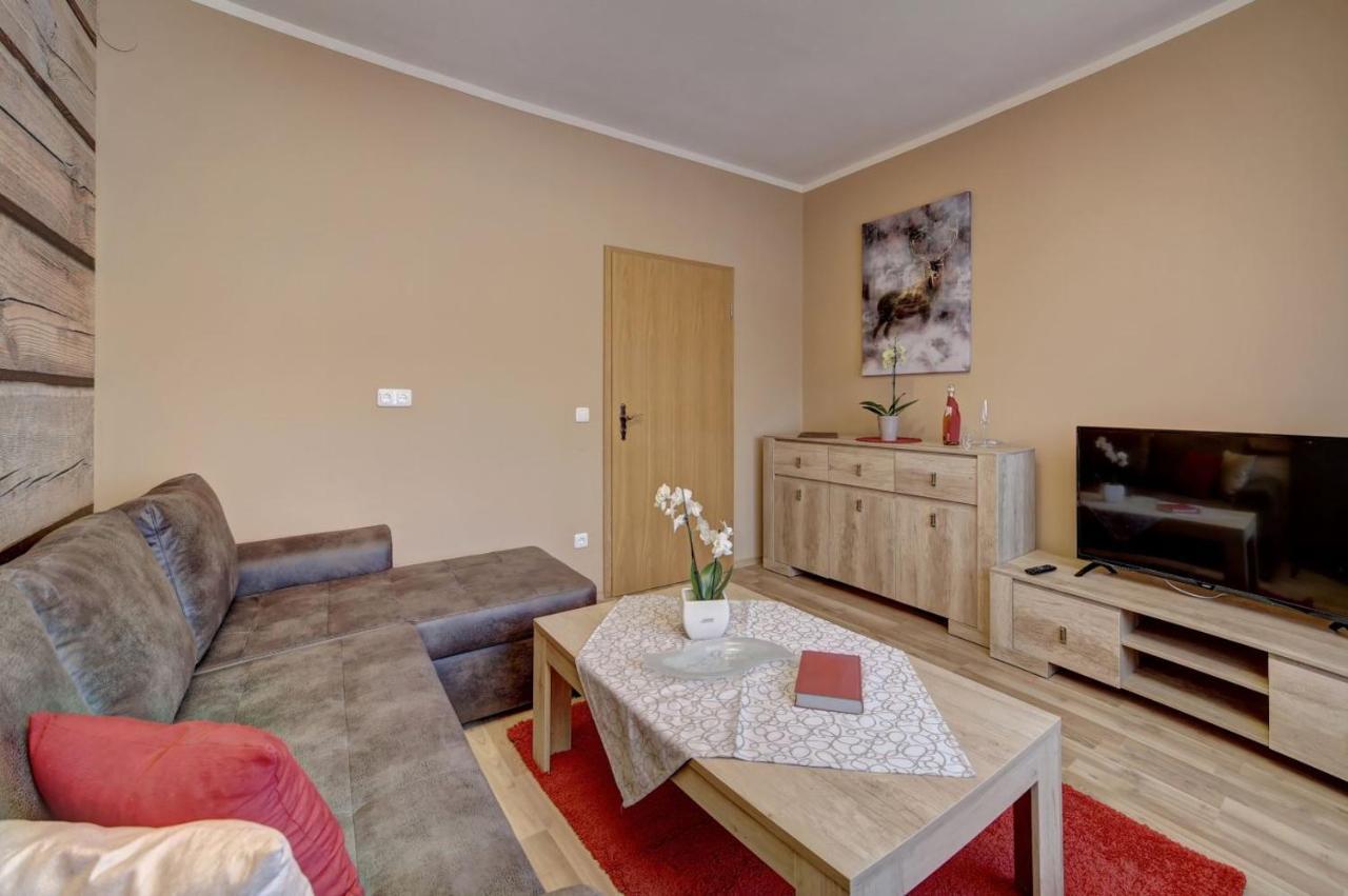 Wellnesshotel Deine Auszeit, Adults Only Achslach Buitenkant foto